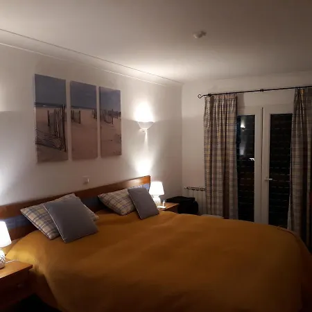 Appartamento Aparte Mit Sudterrasse Am Park *
